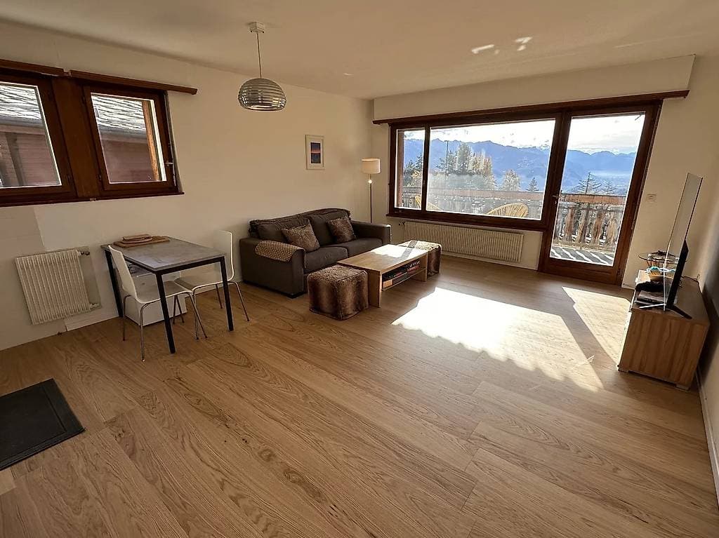 580 – Appartement 3 pièces – 660000CHF – 73m²