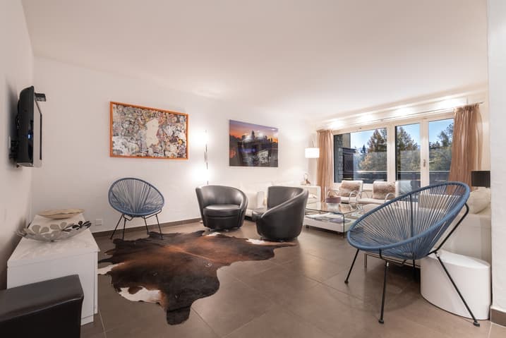 446 – Appartement 4 pièces – 2450CHF