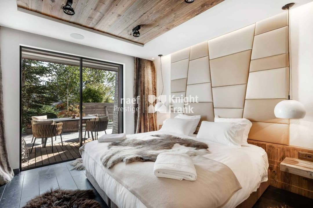 597 – Maison – 1352 m²