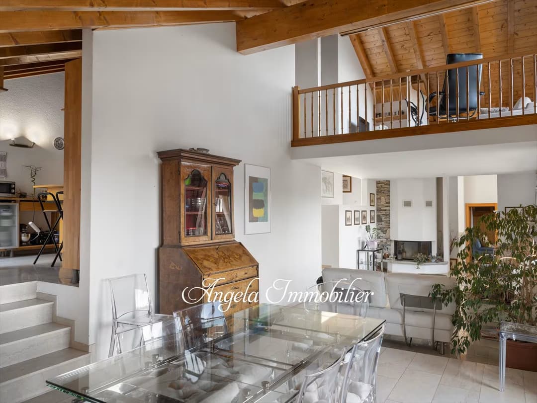 2165 – Appartement 5.5 pièces – 2690000 CHF – 260 m²