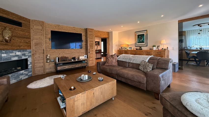 1089 – Maison 12.5 pièces – 450m²