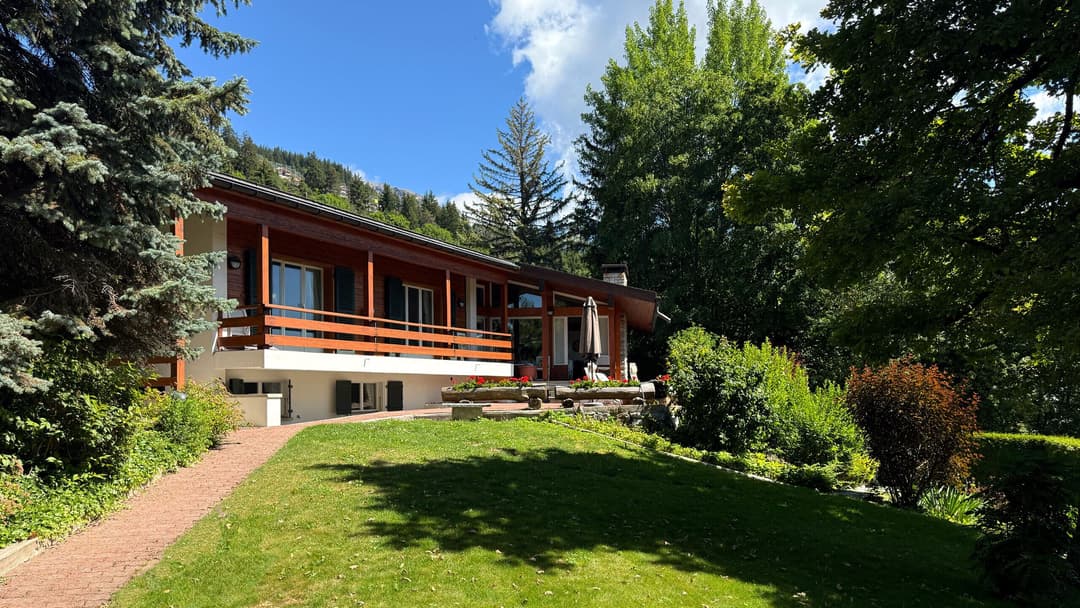 1153 – Maison 6.5 pièces – 1700000 CHF – 235 m²