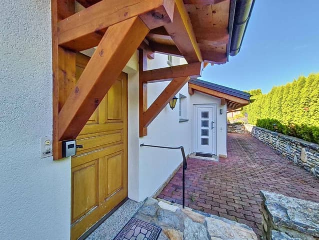 2249 – Appartement 4.5 pièces – 1900000 CHF – 257 m²