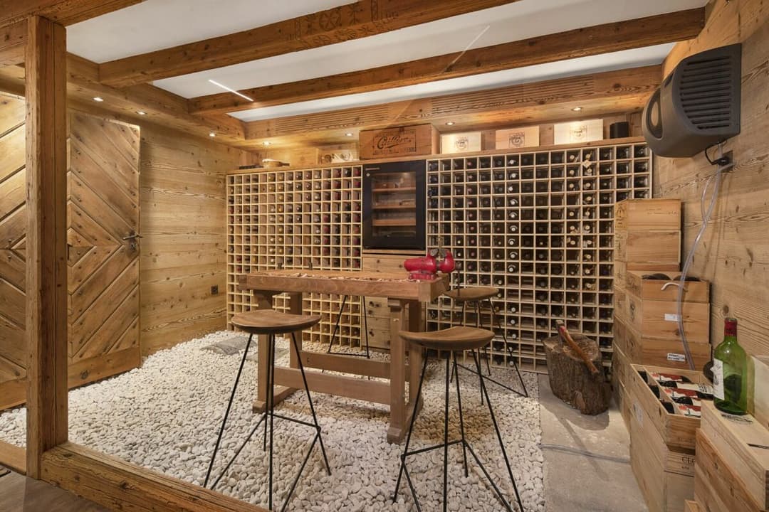 1007 – Appartement – 5pièces – 220 m²