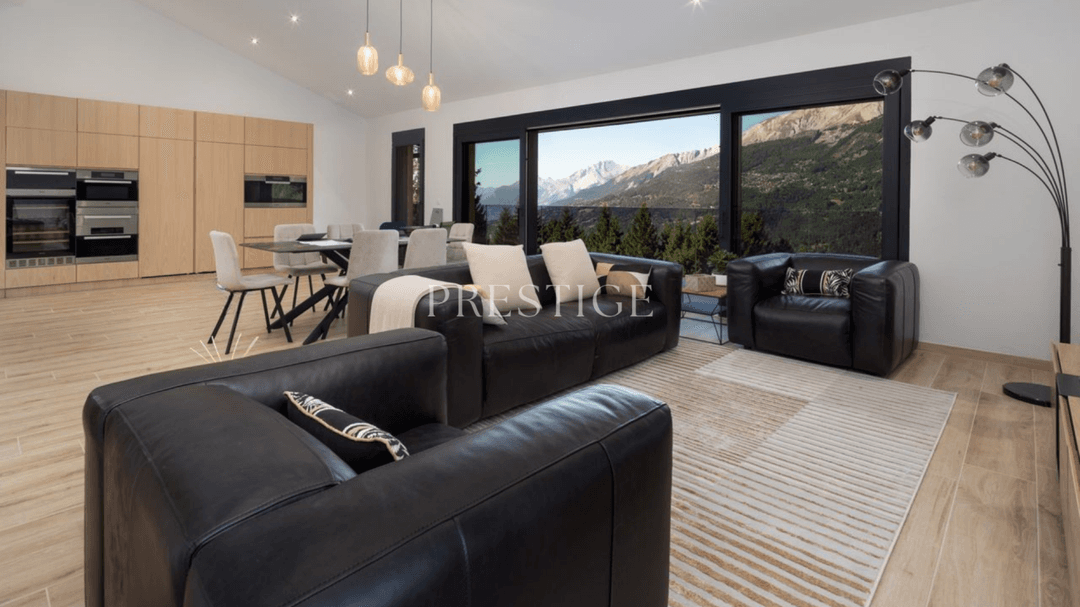 1393 – Maison 5 pièces – 3800000 CHF – 318 m²