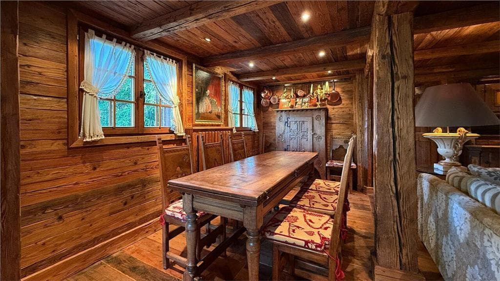 1333 – Maison 6,5 pièces – 230m²