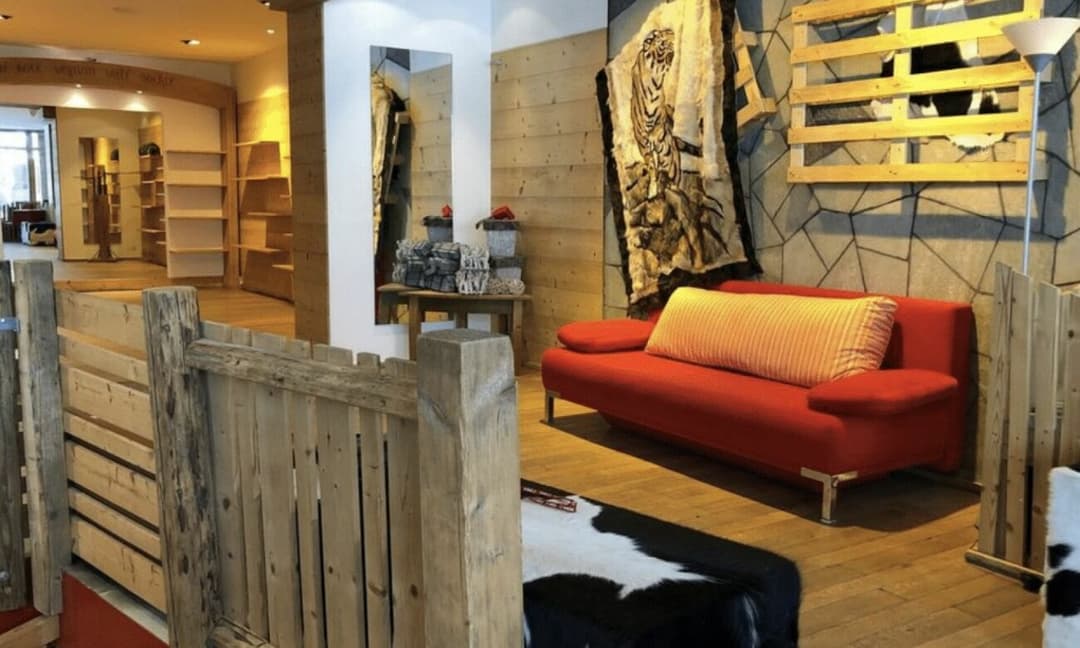 1471 – Commerce 300m²