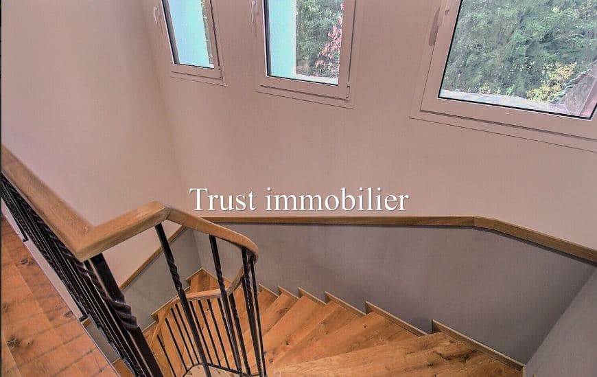 1297 – Maison – 7pièces – 29000CHF – 360 m²