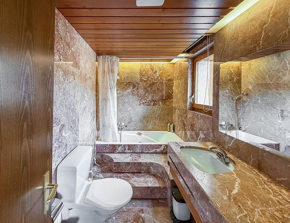 1642 – Appartement – 5.5pièces – 2500000CHF – 185m²