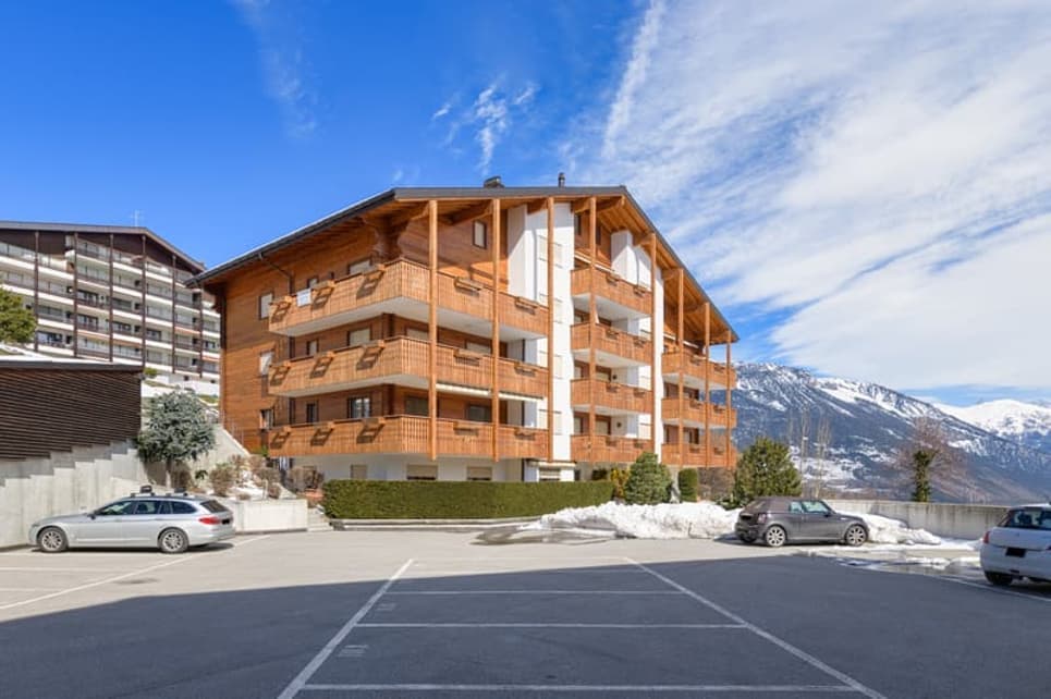 1715 – Appartement 5.5 pièces – 1500000 CHF – 163m²