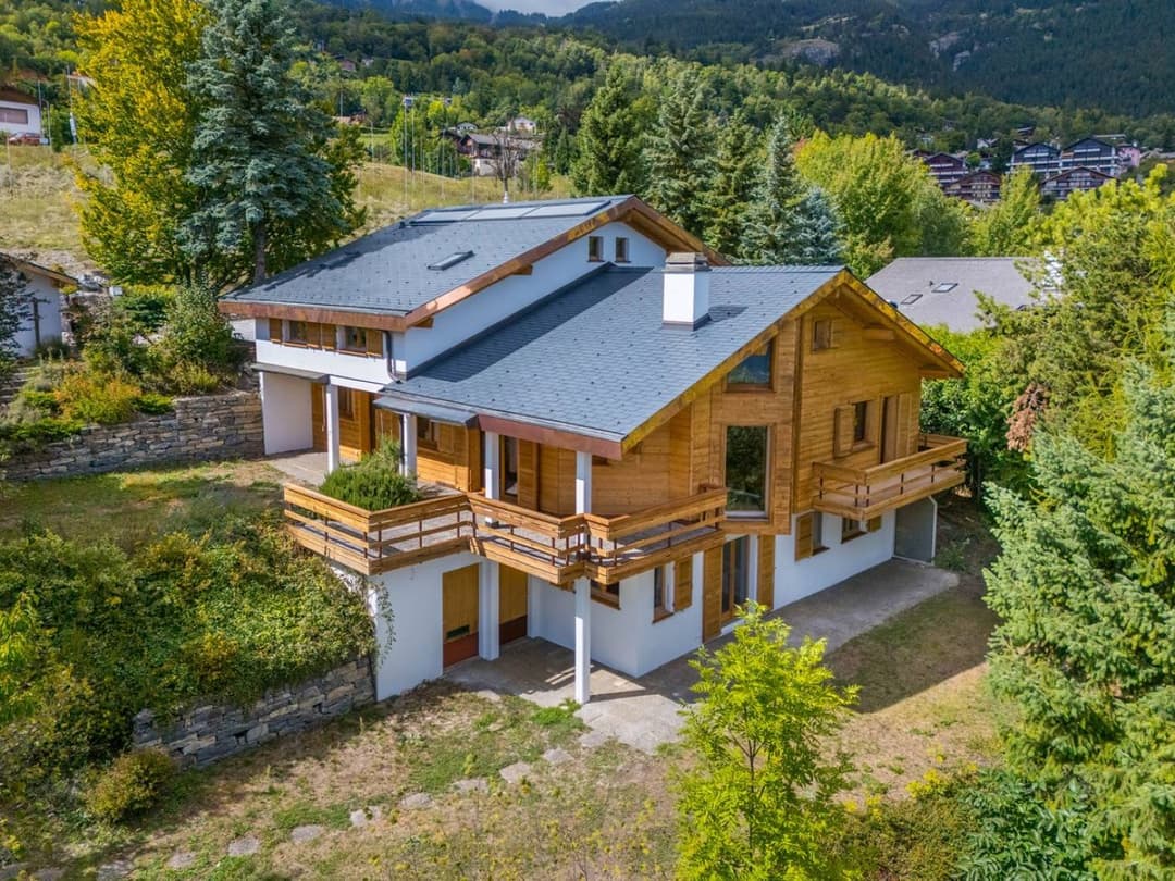 1672 – Maison – 8 pièces – 1490000CHF – 284 m²