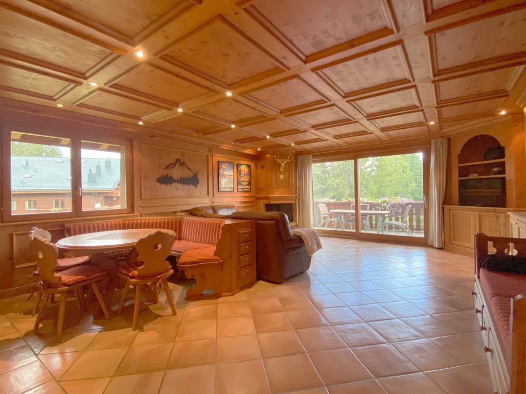 1437- Appartement – 4.5pièces – 6000CHF – 123m²