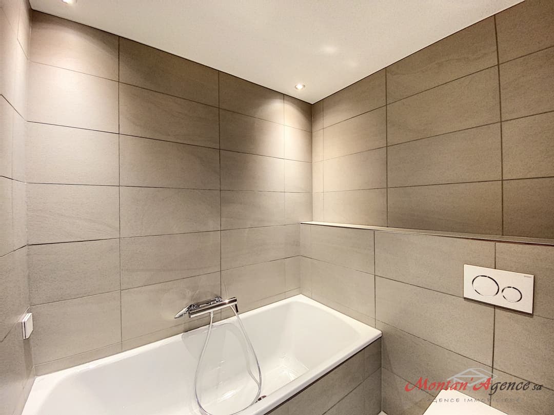 1398 – Appartement 4 pièces – 651.60CHF – 120m²