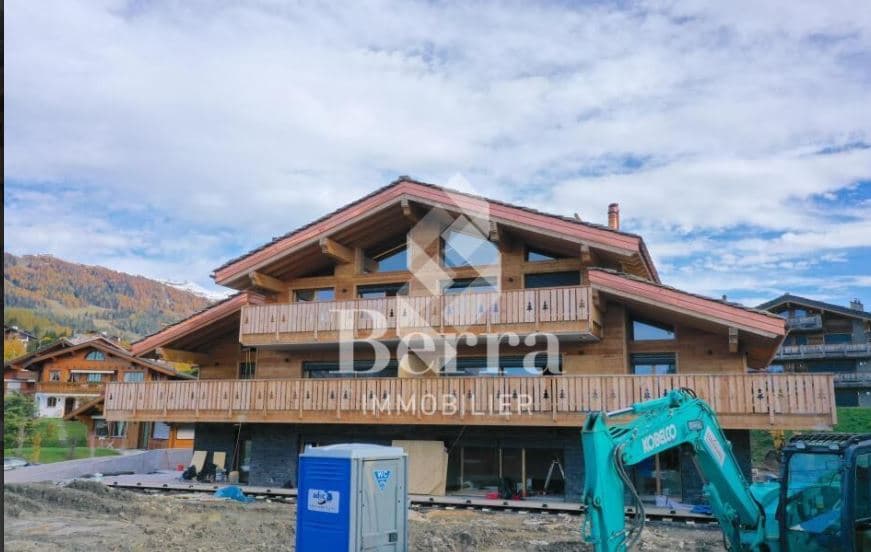 1758 – Appartement – 4.5pièces – 2225000CHF – 205 m²