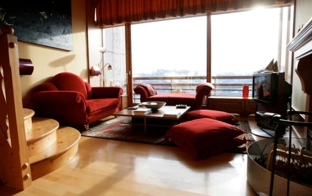 1375 – Appartement 5 pièces – 5000CHF – 180m²