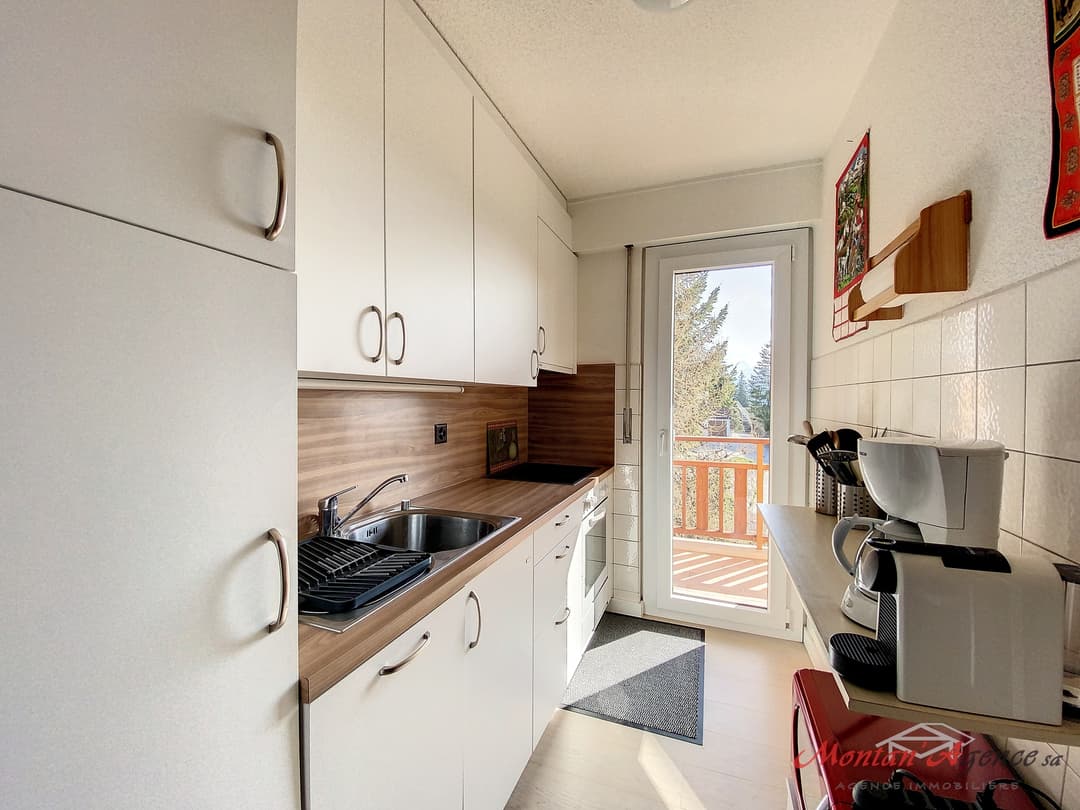 1363 – Appartement – 3pièces – 372.75CHF – 77 m²