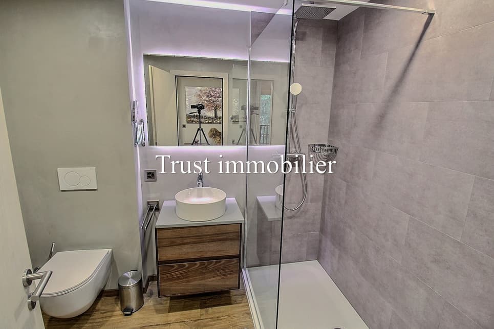 1393 – Appartement – 4.5pièces – 10000CHF – 140 m²