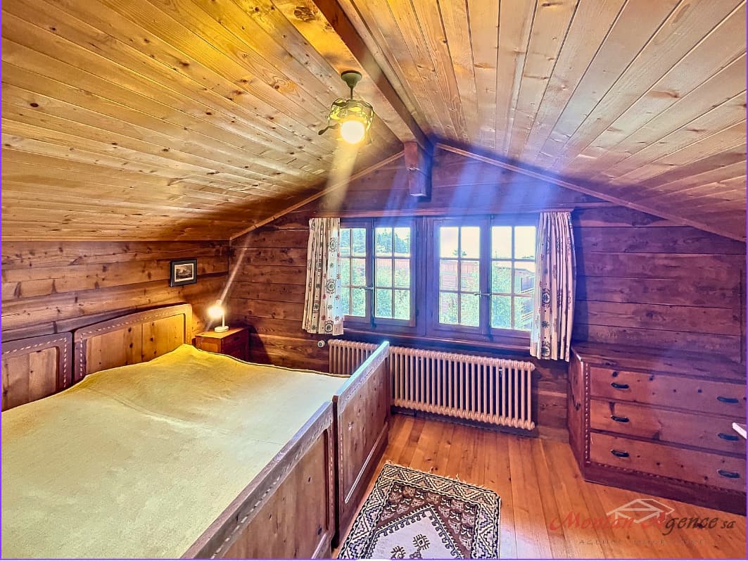 1396 – Maison 7 pièces – 921.40CHF – 200m²