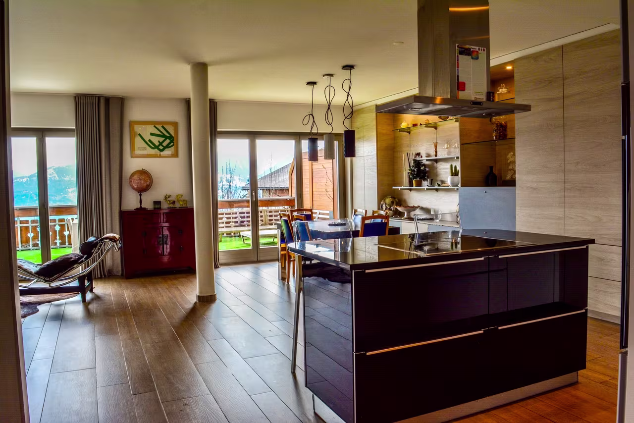 1384 – Appartement – 4.5pièces – 160 m²