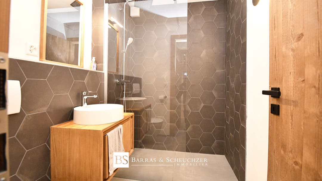 1685 – Appartement 3,5 pièces – 810000 CHF – 90m²