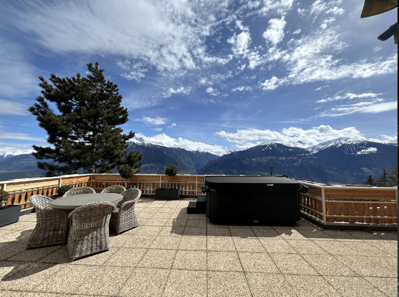 1491 – Maison 8 pièces – 7000 CHF – 400 m²