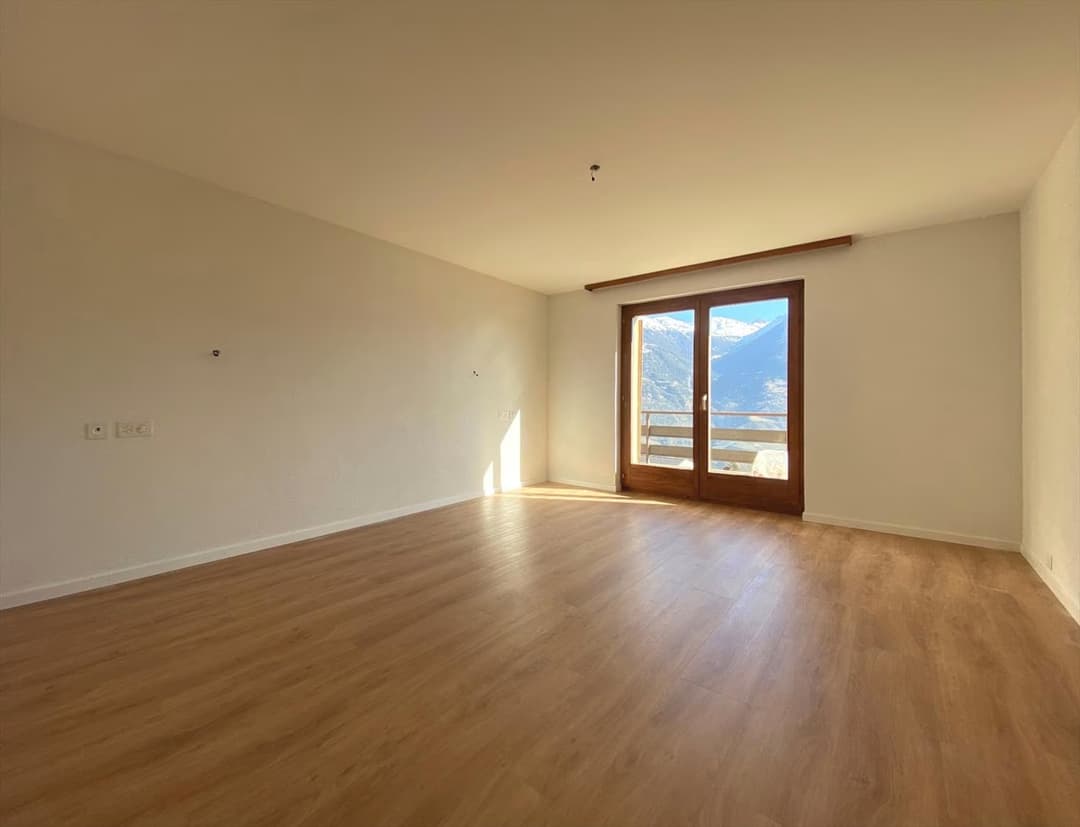 1487 – Maison – 2610CHF – 200m²