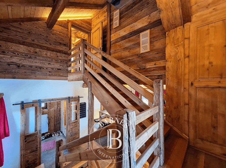 1849 – Maison 12,5 pièces – 5900000CHF – 380m²