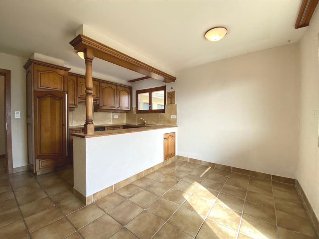 1487 – Maison – 2610CHF – 200m²