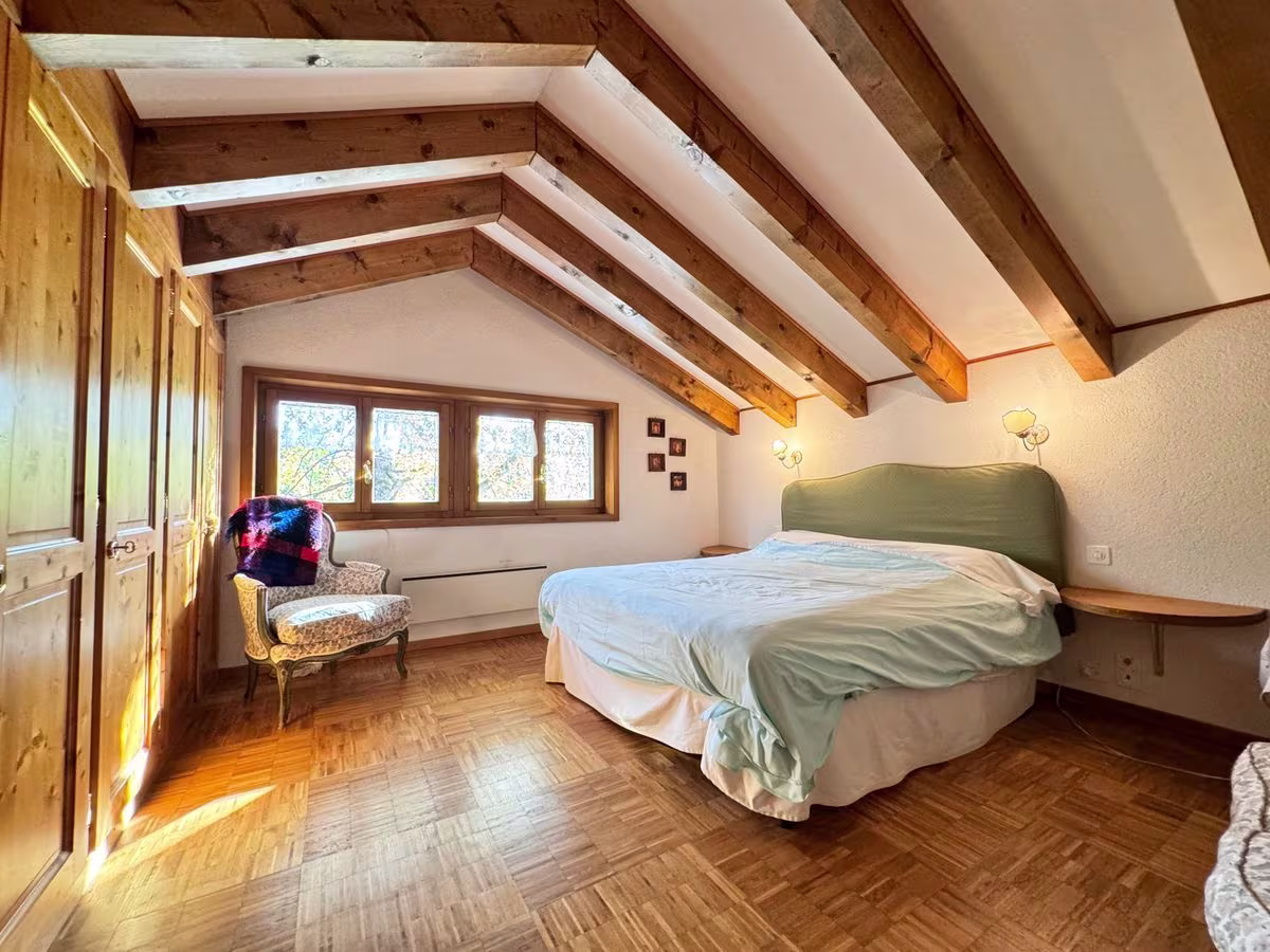 1805 – Maison – 8.5pièces – 270 m²