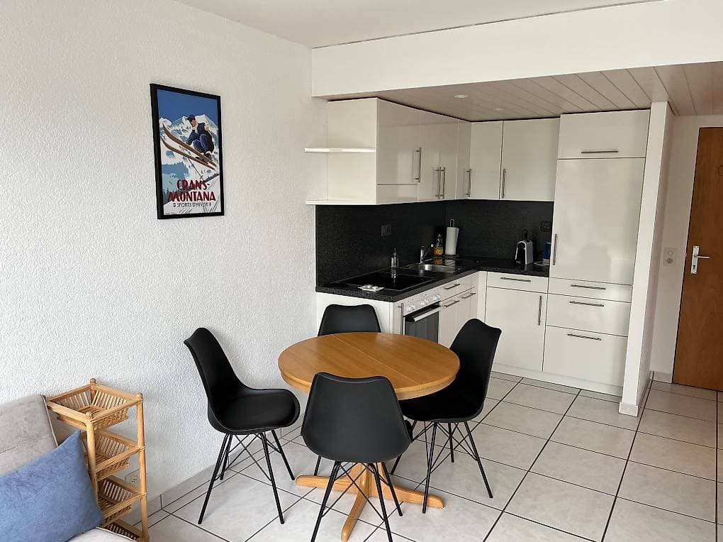 1598 – Appartement 1,5 pièces – 1200CHF – 28m²