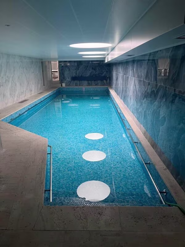 1627 – Maison – 12pièces – 360 m²