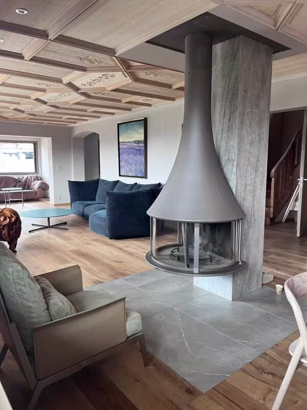 1627 – Maison – 12pièces – 360 m²