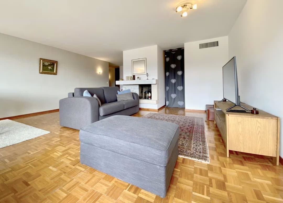 1582 – Appartement – 2.5pièces – 1500CHF – 70 m²