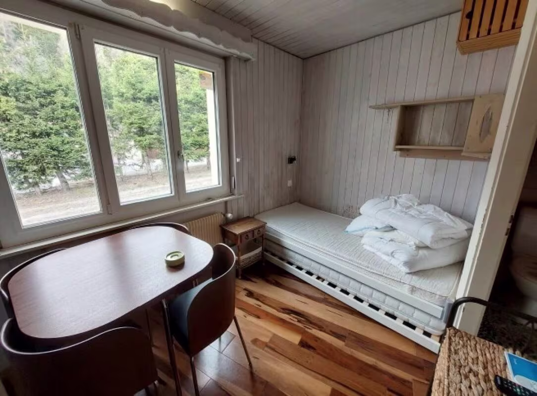 1581 – Appartement – 1pièce – 650CHF – 17 m²