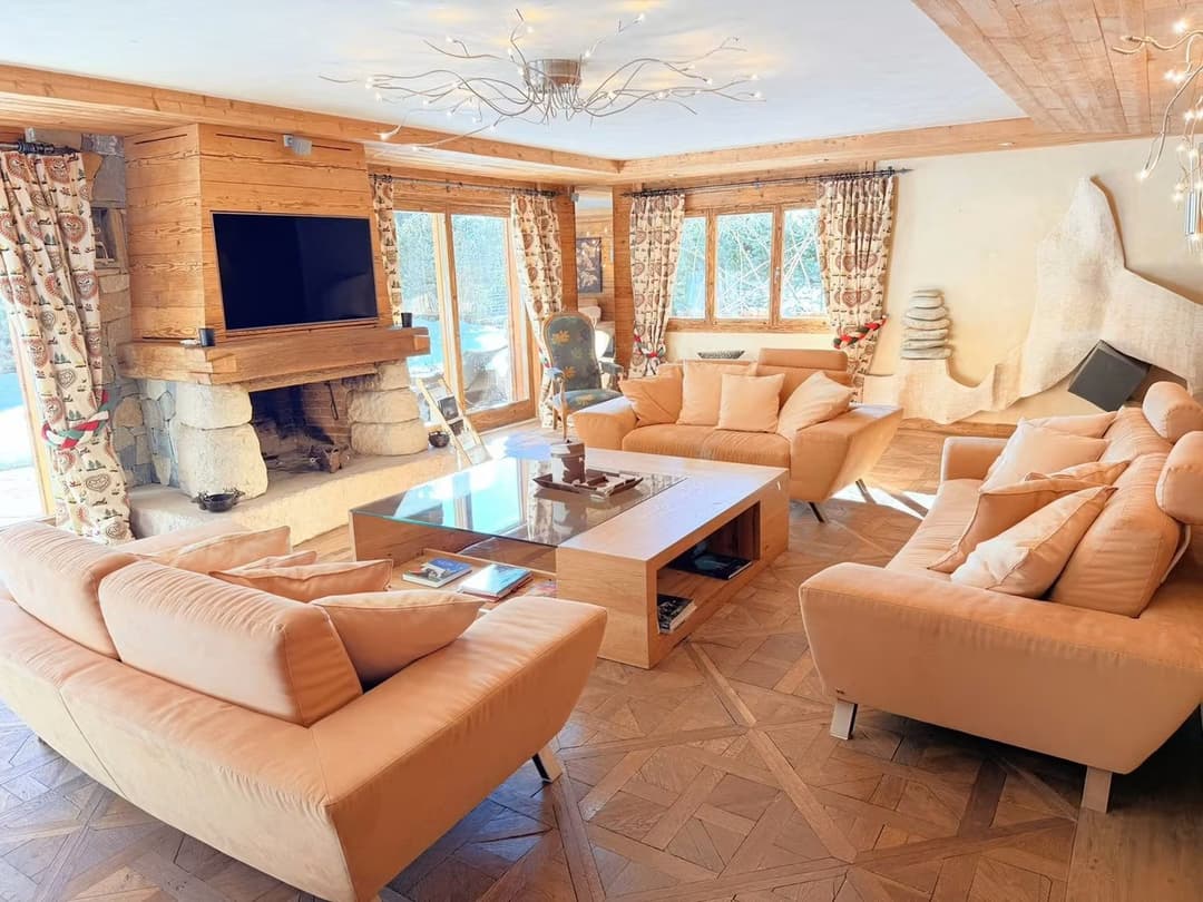 1558 – Appartement – 4pièces – 9000CHF – 192 m²