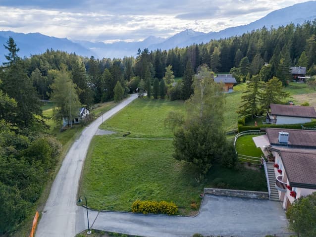 1927 – Terrain – 990000CHF – 878m²