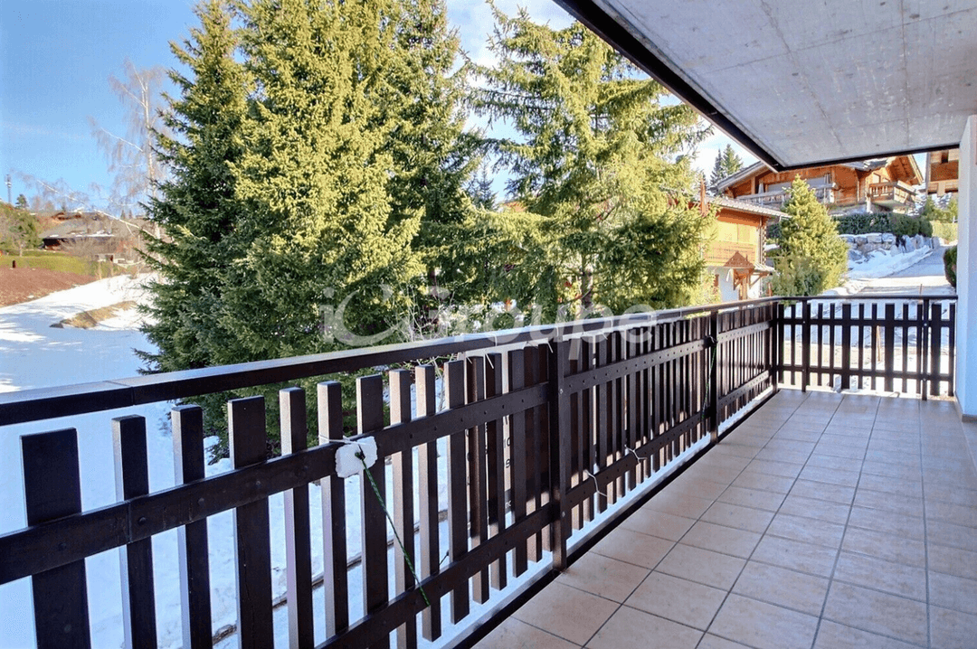 1586 – Appartement – 1 pièce – 1300 CHF – 32 m²