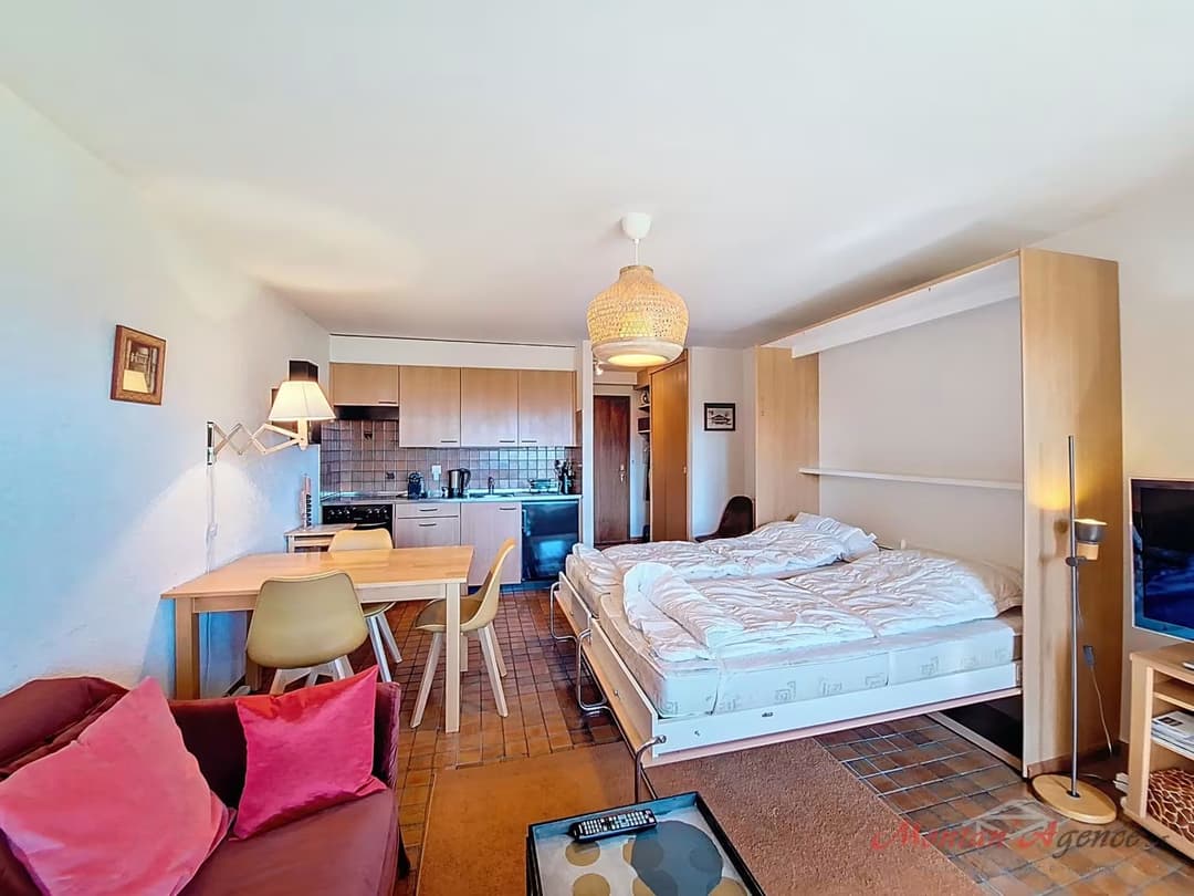 1597 – Appartement 1 pièce – 1000CHF – 28m²