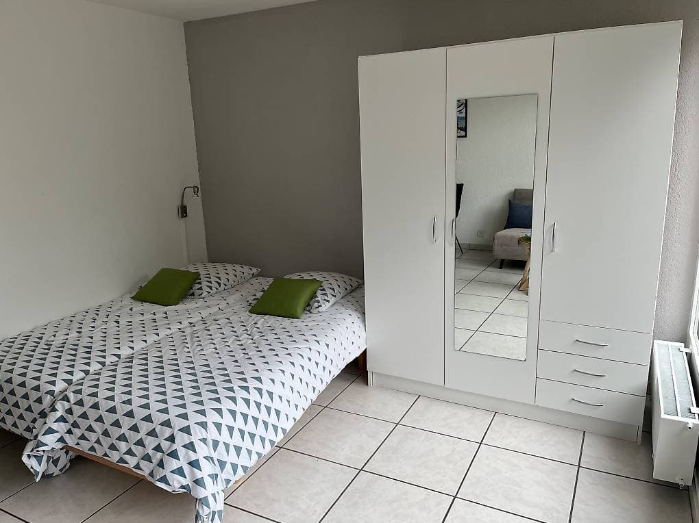 1598 – Appartement 1,5 pièces – 1200CHF – 28m²