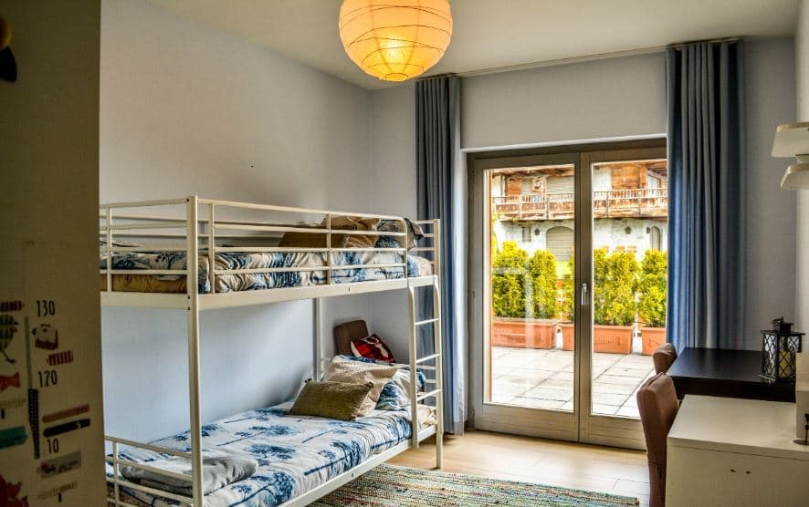 1557 – Appartement – 4.5pièces – 4500CHF – 160 m²