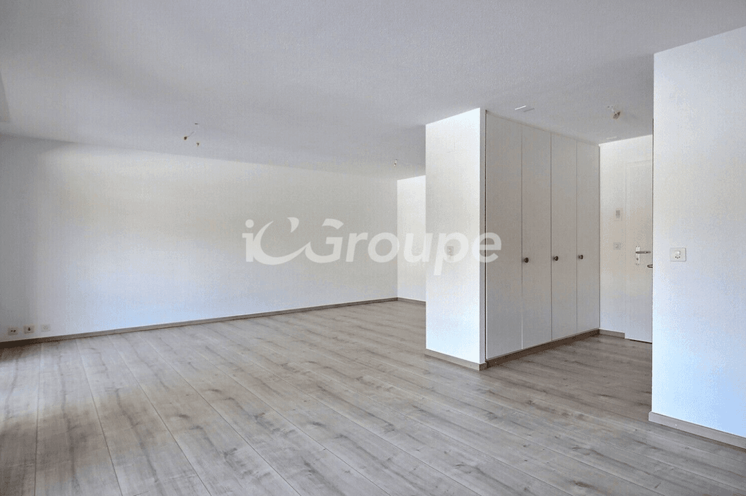 1586 – Appartement – 1 pièce – 1300 CHF – 32 m²
