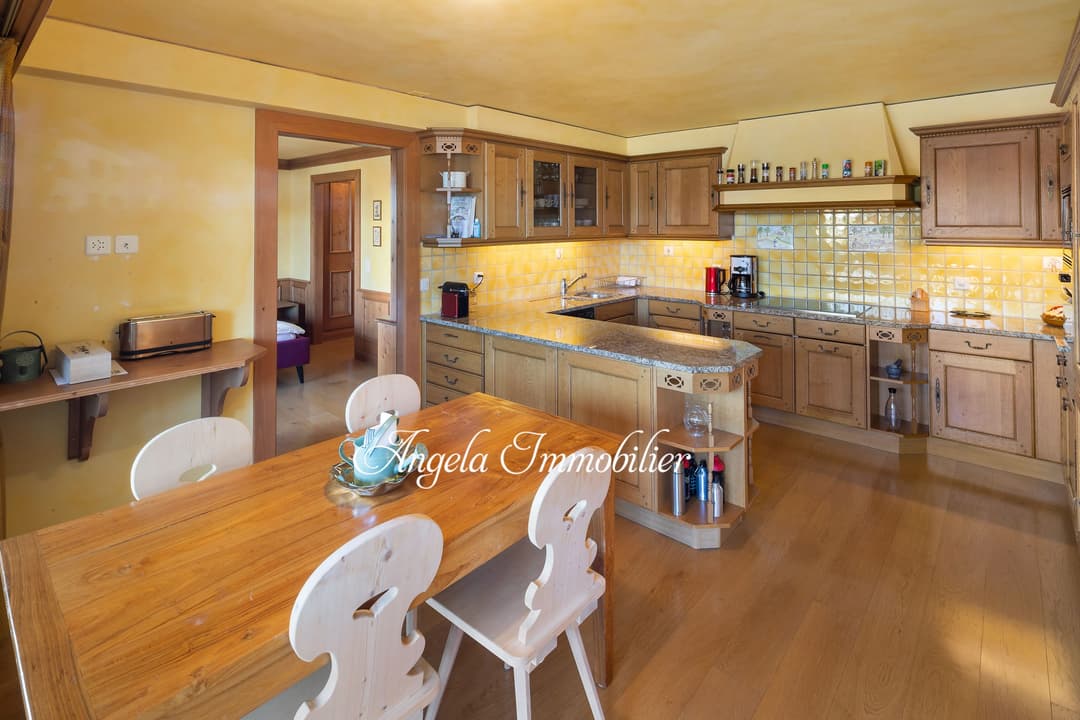 1621 – Appartement – 205m²