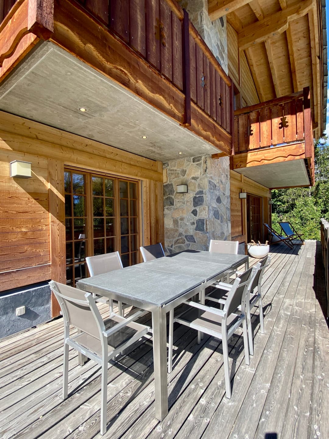 1593 – Maison – 4.5pièces – 7000CHF – 200 m²