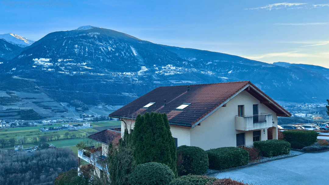 2037 – Appartement 5,5 pièces – 595000CHF – 131m²