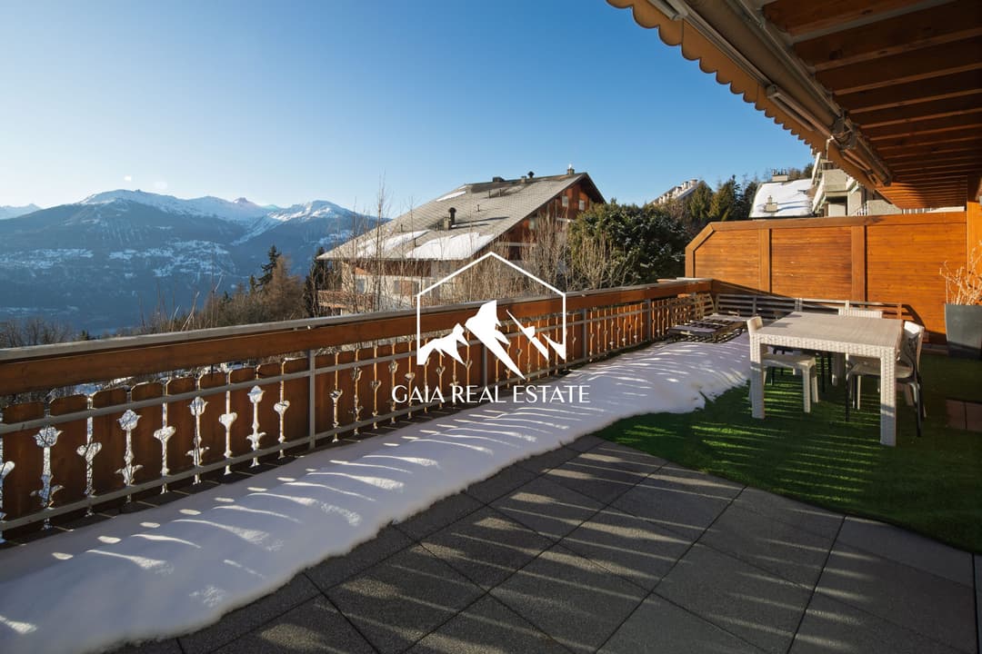 1652 – Appartement – 150 m²