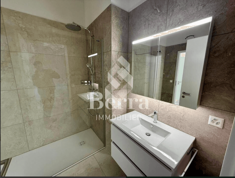 2071 – Appartement 3.5 pièces – 580940 CHF – 104 m²