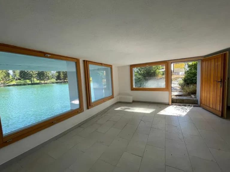 1668 – Maison 6.5 pièces – 243 m²