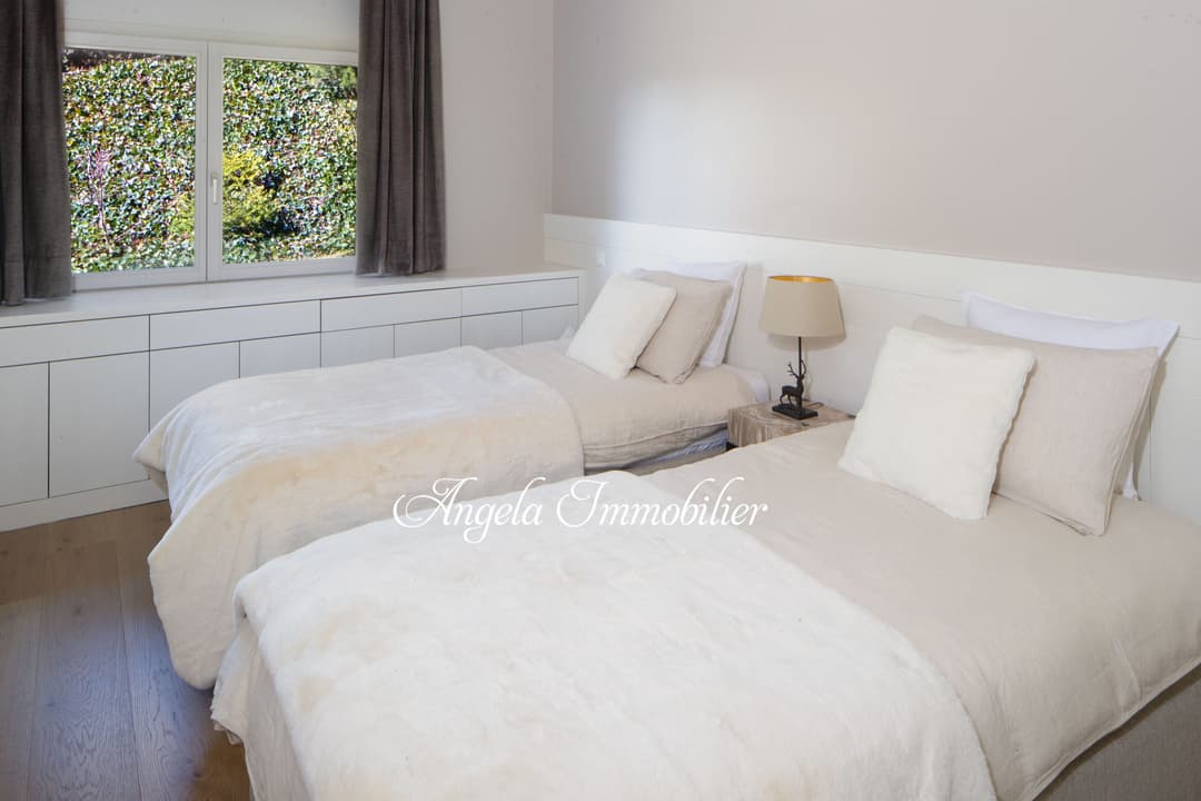 2093 – Appartement – 3700000 CHF -187 m²