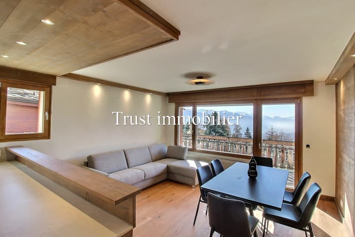 1976 – Appartement 3.5 pièces – 3400 CHF – 80 m²