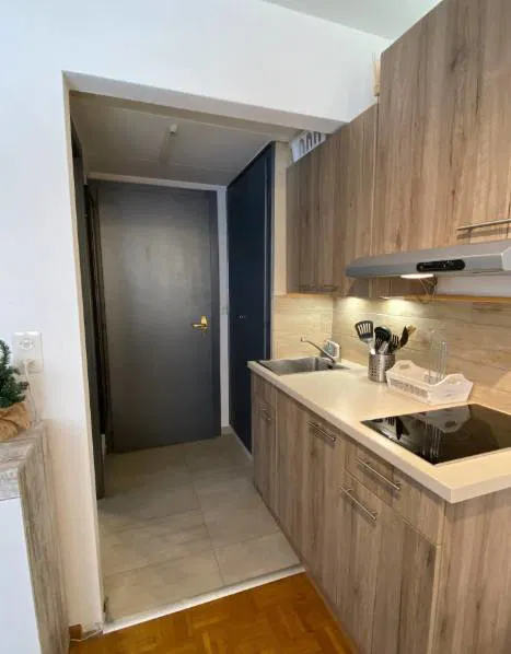 1708 – Appartement 1 pièce – 890 CHF – 19m²